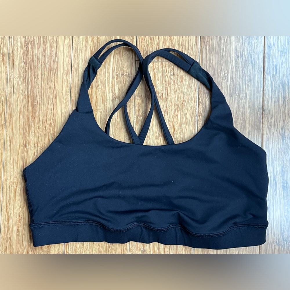 Lululemon Athletica Black Criss-Cross Sports Bra. 1604